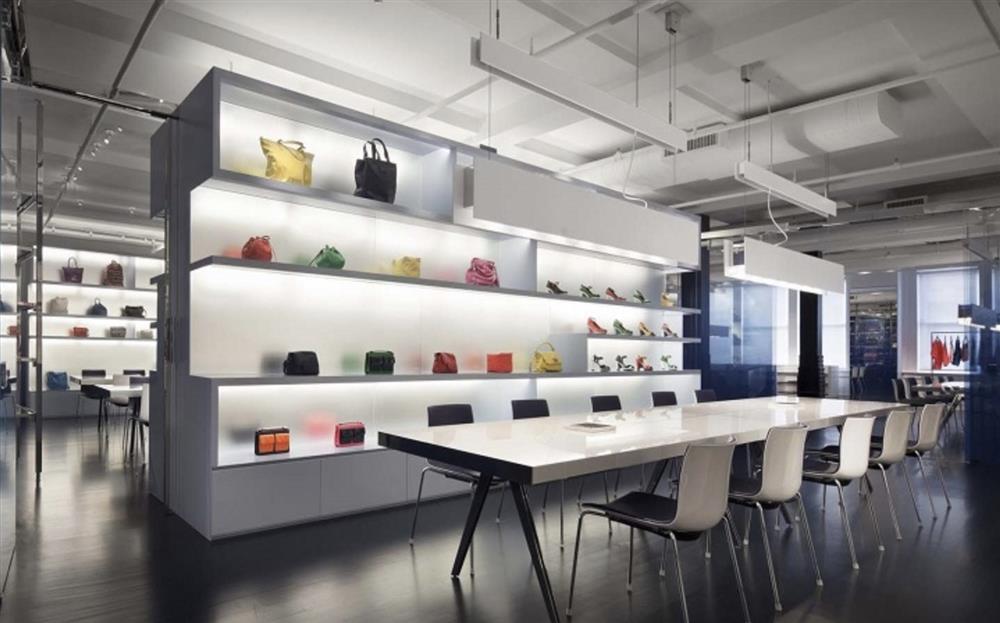 Thiết kế thi công nội thất showroom - shop tại Hà Nội